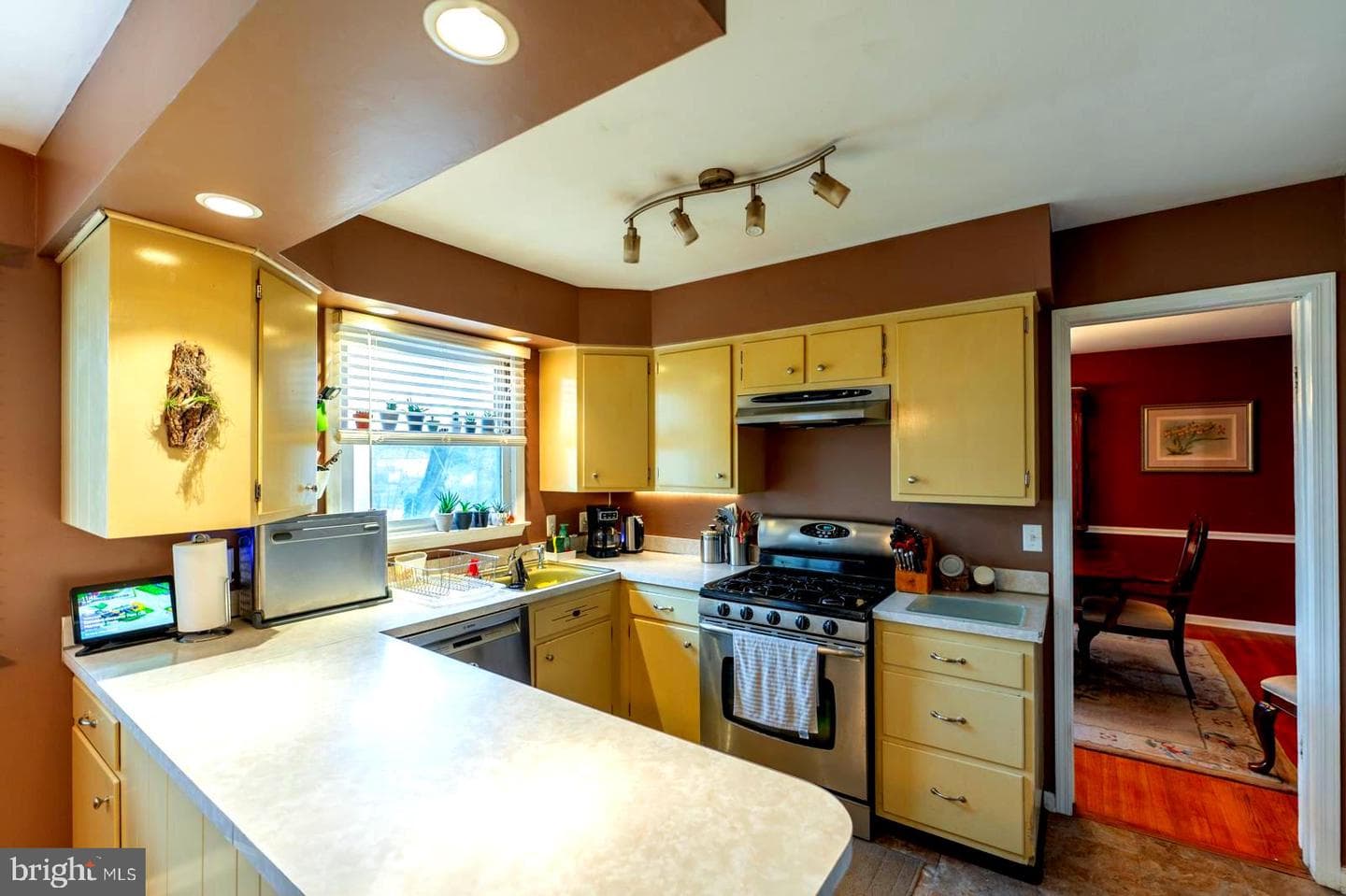 1354 Wentz Drive photo 12