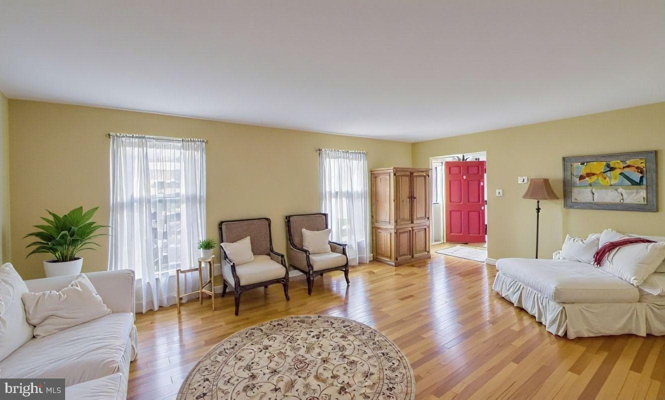 1354 Wentz Drive photo 5