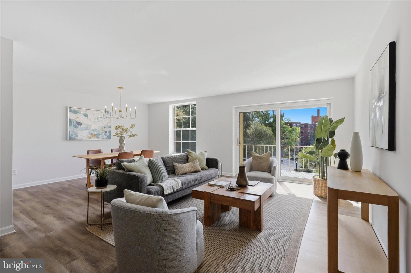 449 Montgomery Avenue #306 photo 4