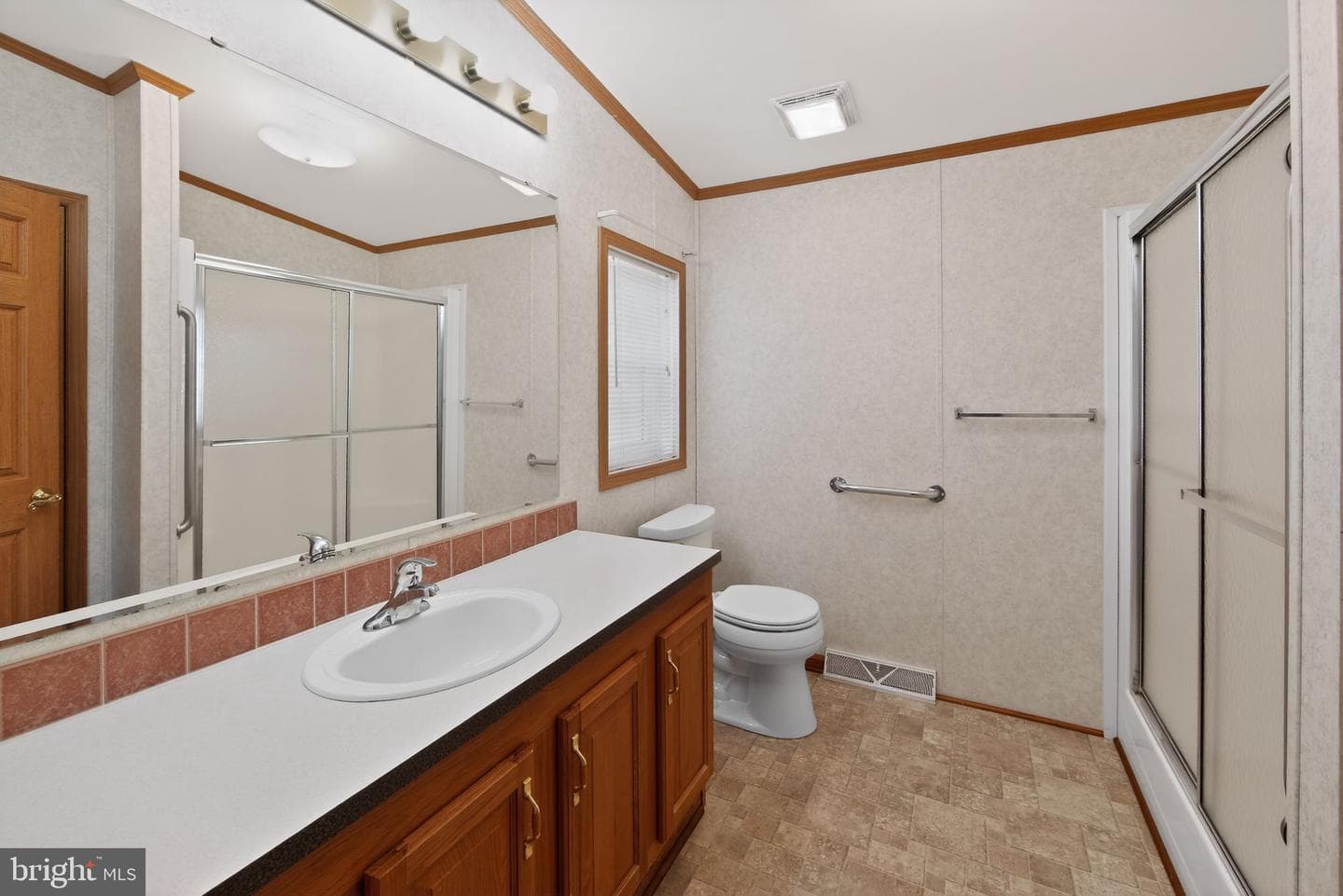 405 Village Way photo 21