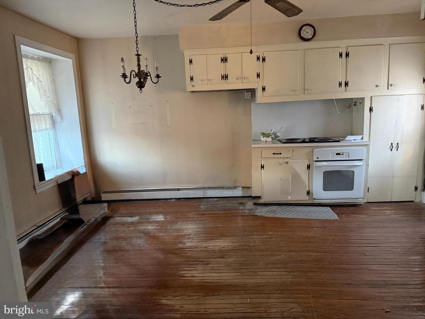 281 E Matsonford Road photo 17