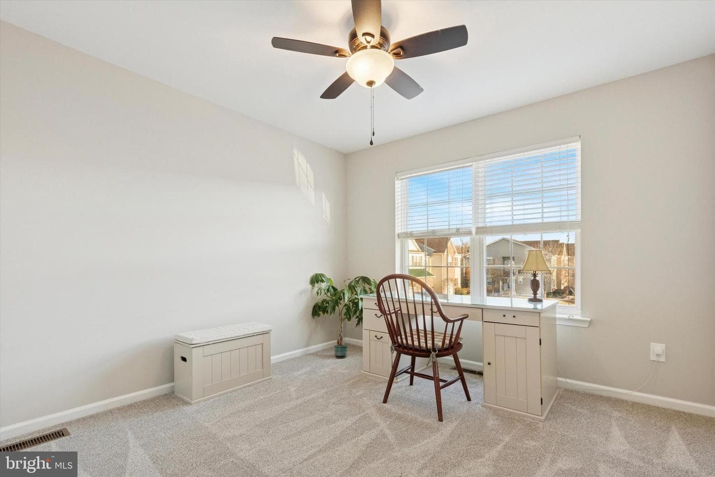 1070 Rosemont Terrace photo 19
