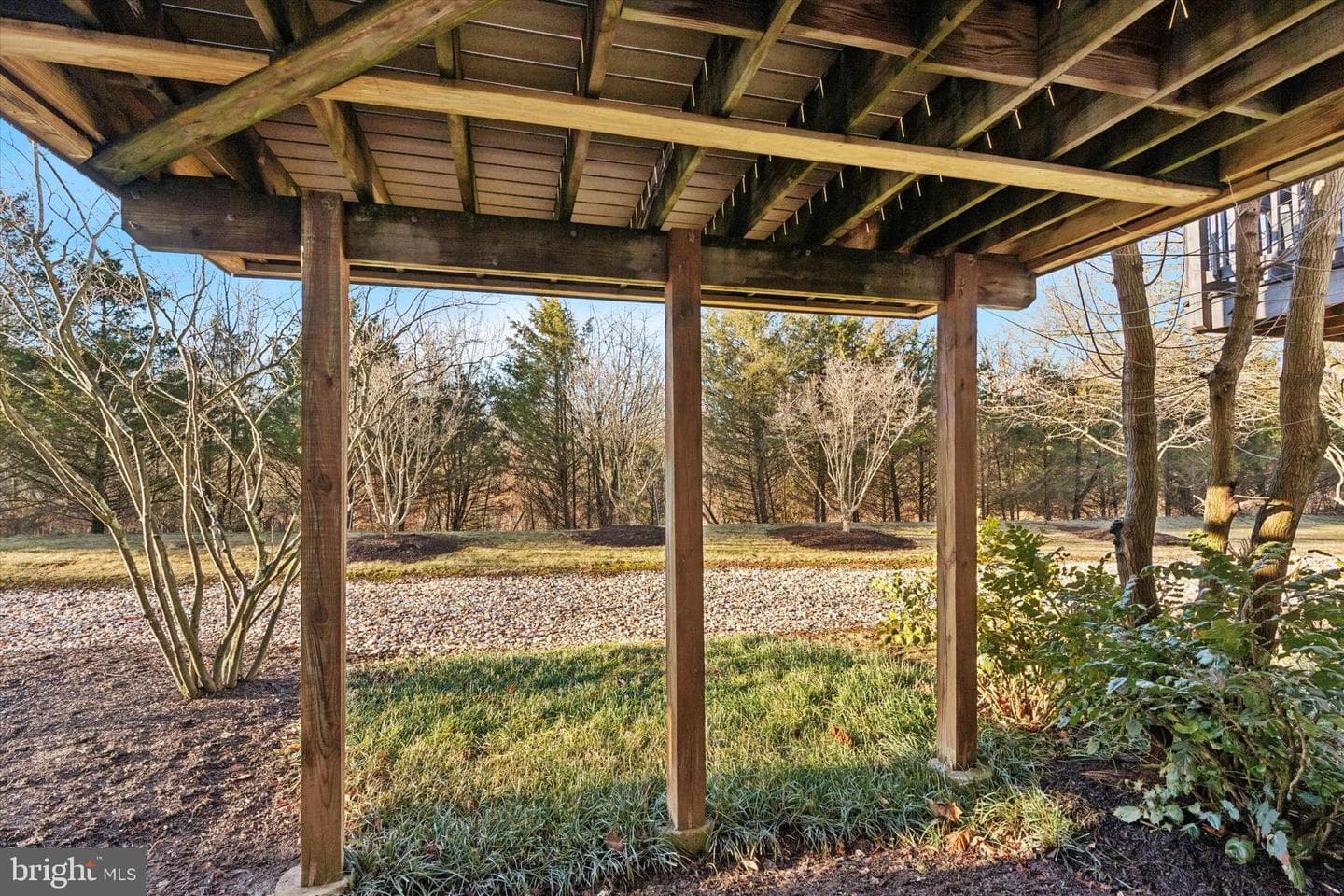1070 Rosemont Terrace photo 24