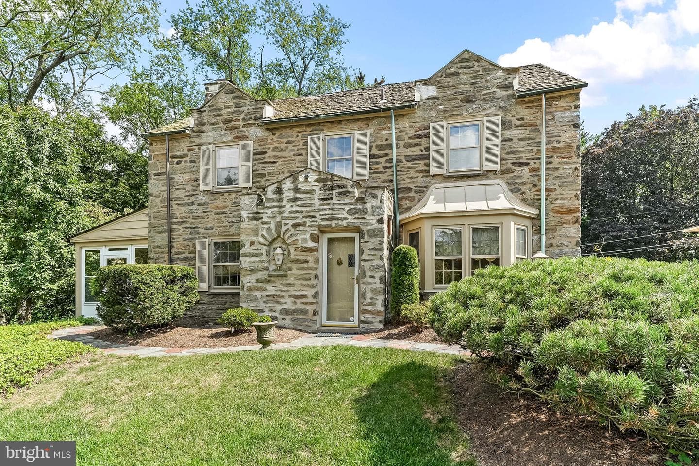 632 Foxcroft Road photo 2