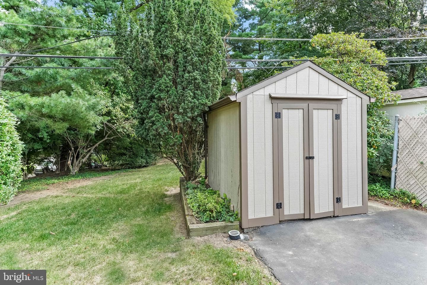 632 Foxcroft Road photo 46