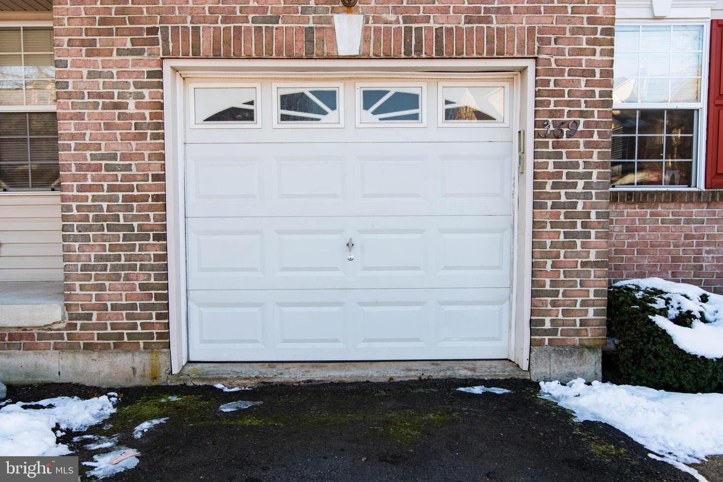 369 Wheatfield Circle photo 5