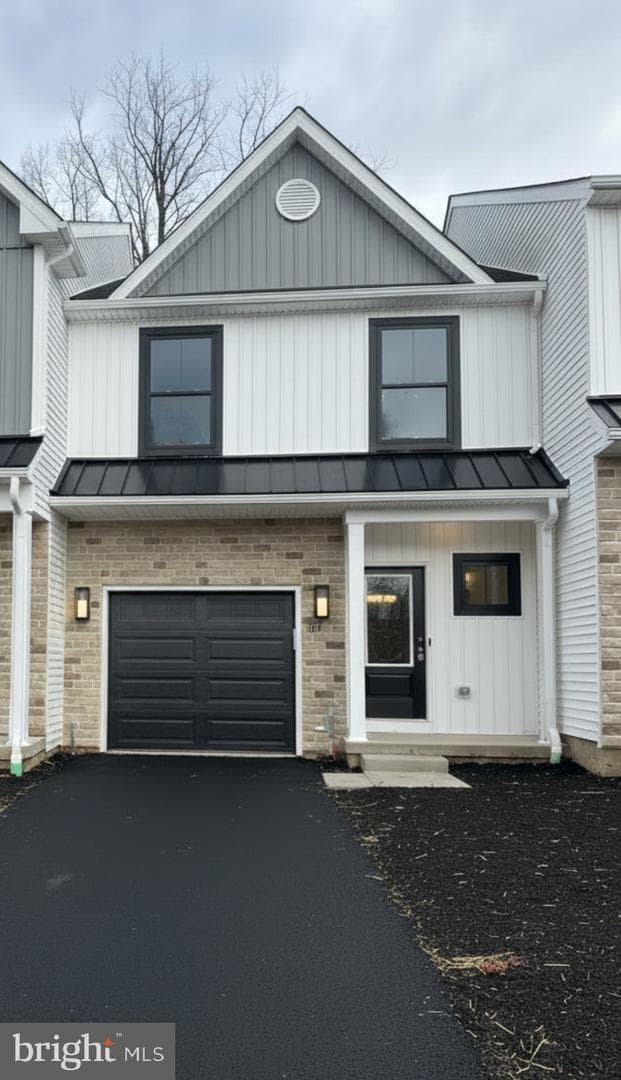110 Cobblestone Drive #jw 6-38