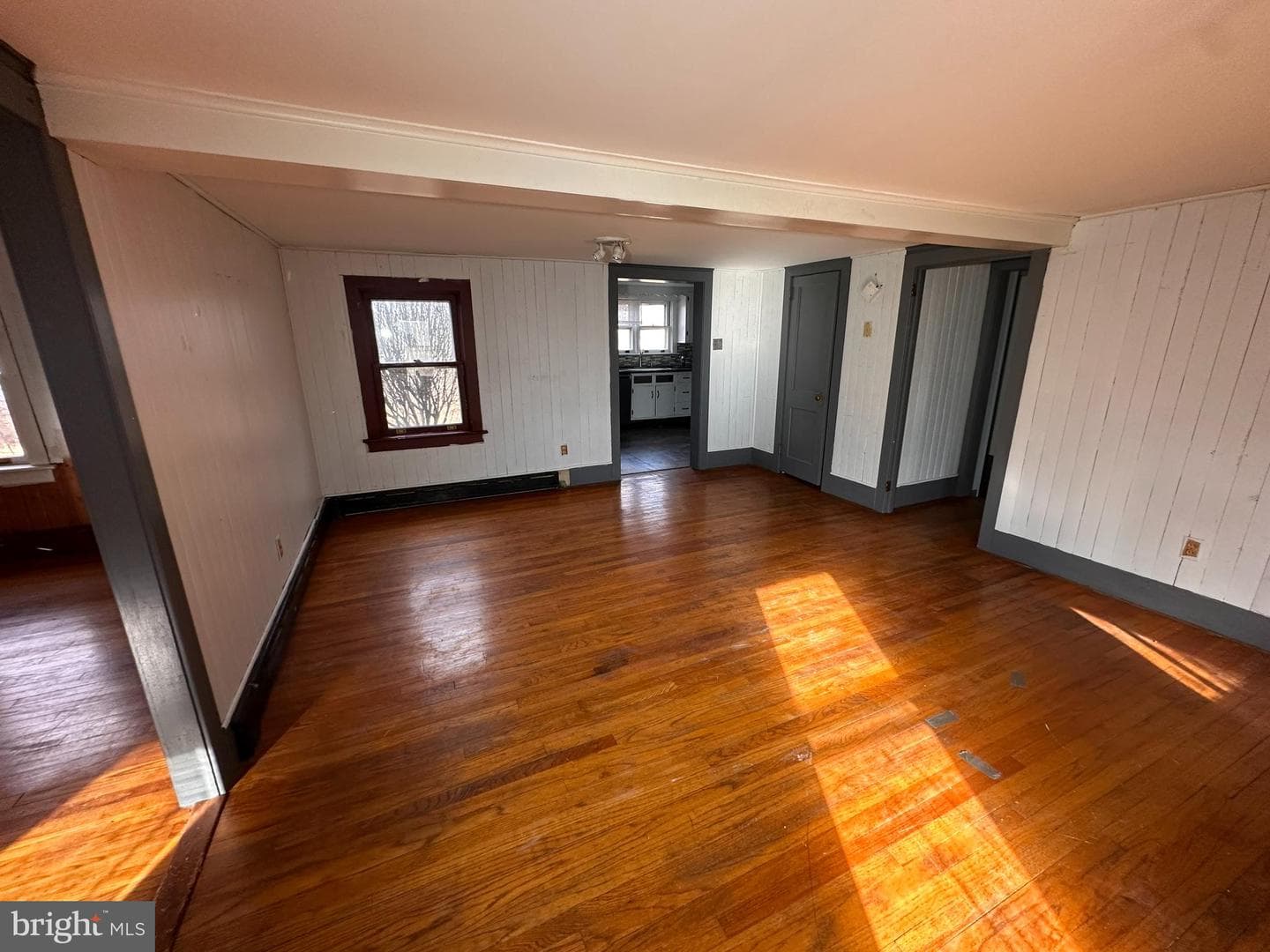 454 School Lane photo 11