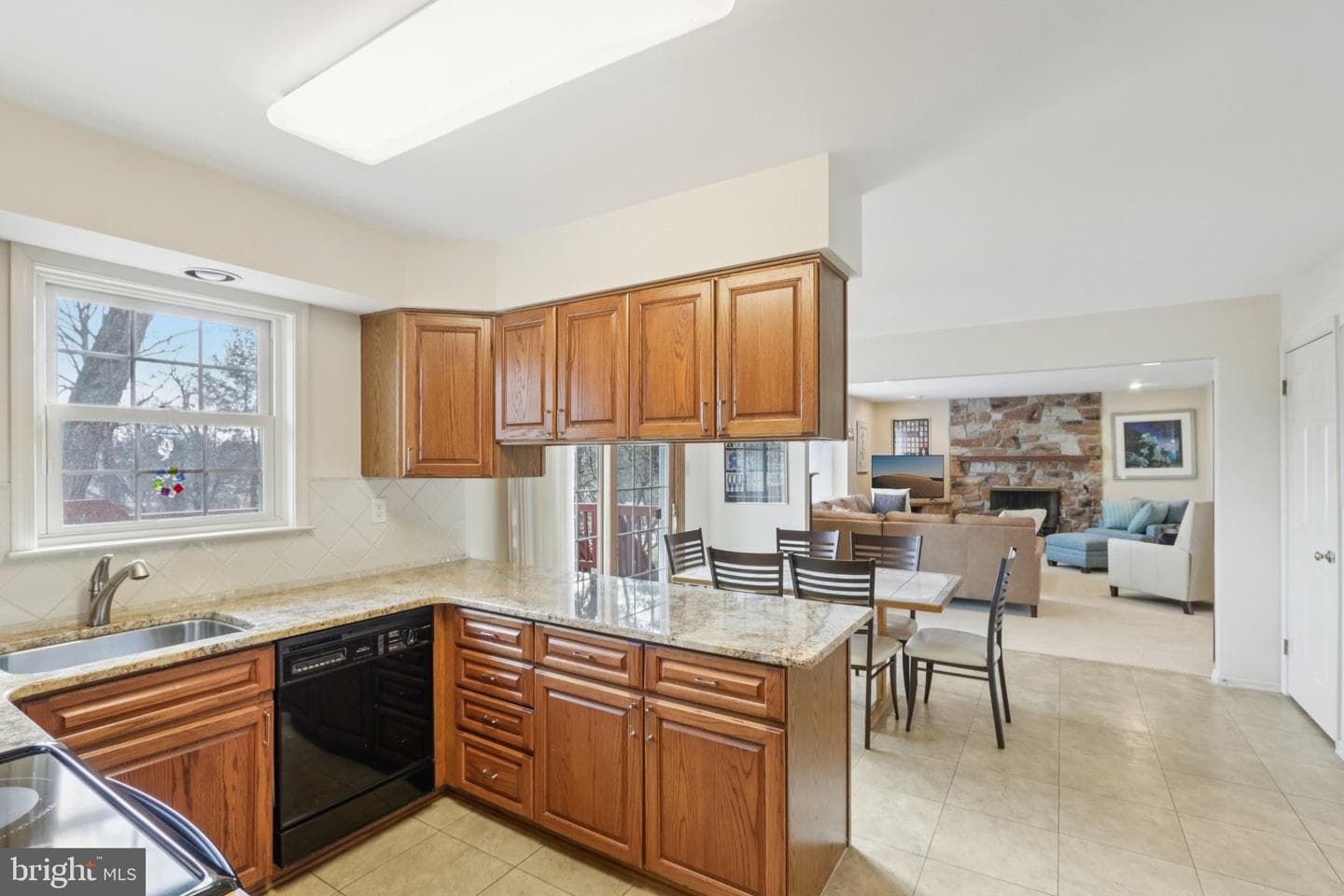 1383 Dawn Drive photo 12