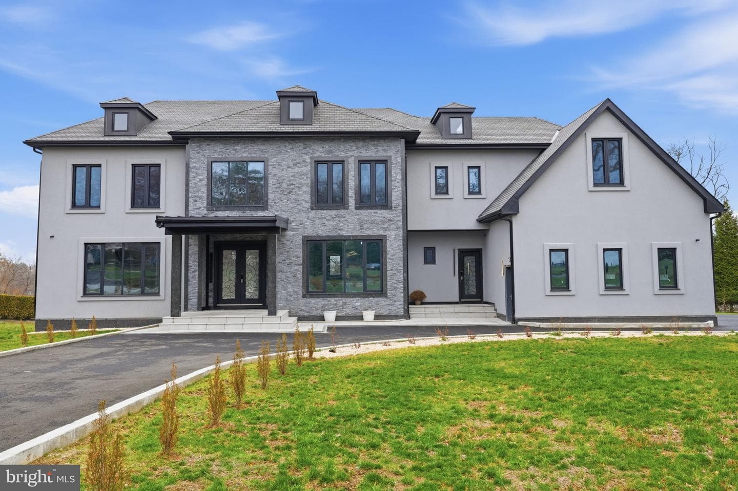 1047 Welsh Road, Huntingdon Valley