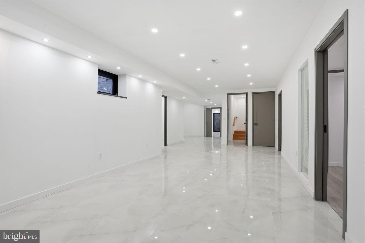 1047 Welsh Road photo 40