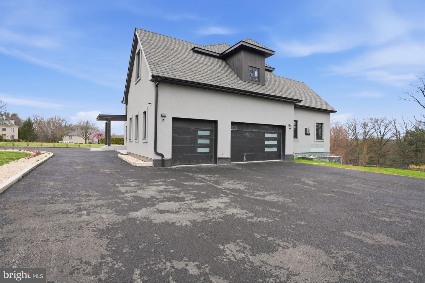1047 Welsh Road photo 5