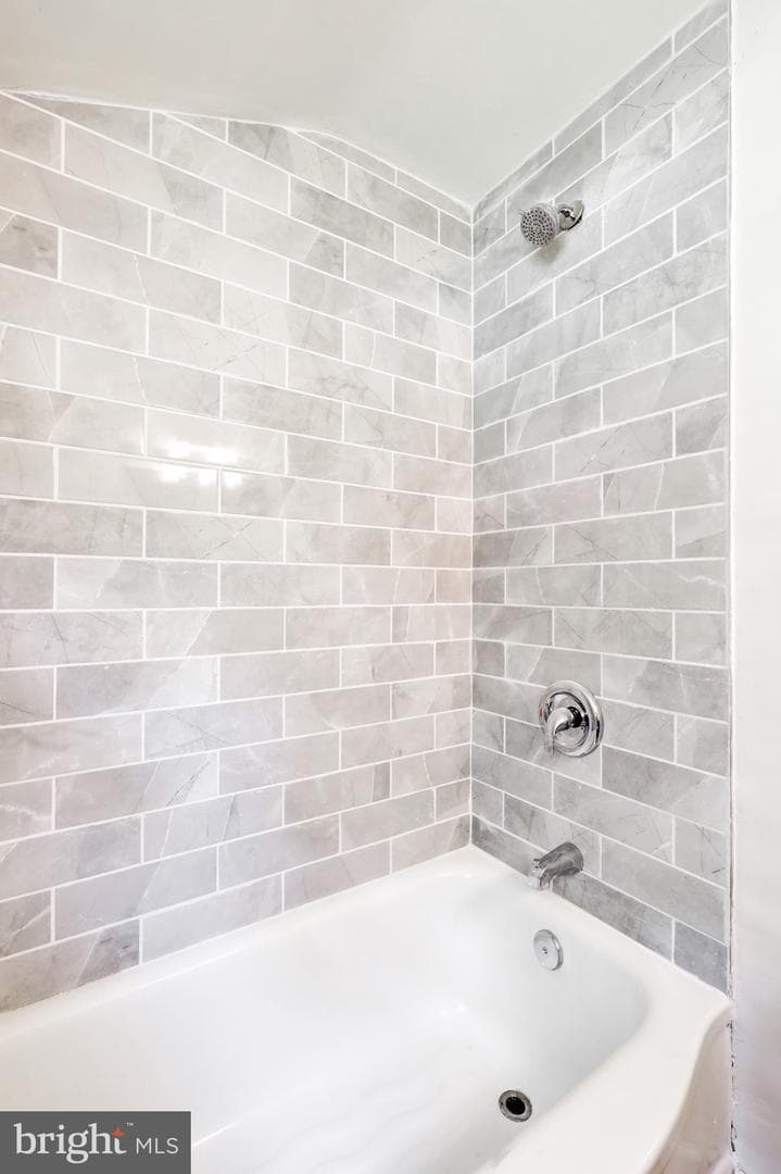 8407 Hull Drive photo 26