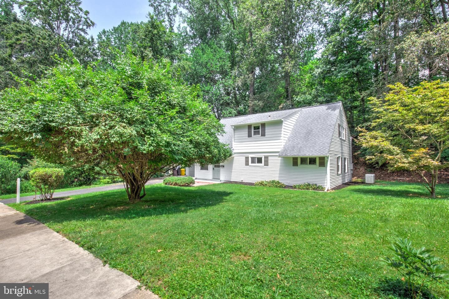 8407 Hull Drive photo 32
