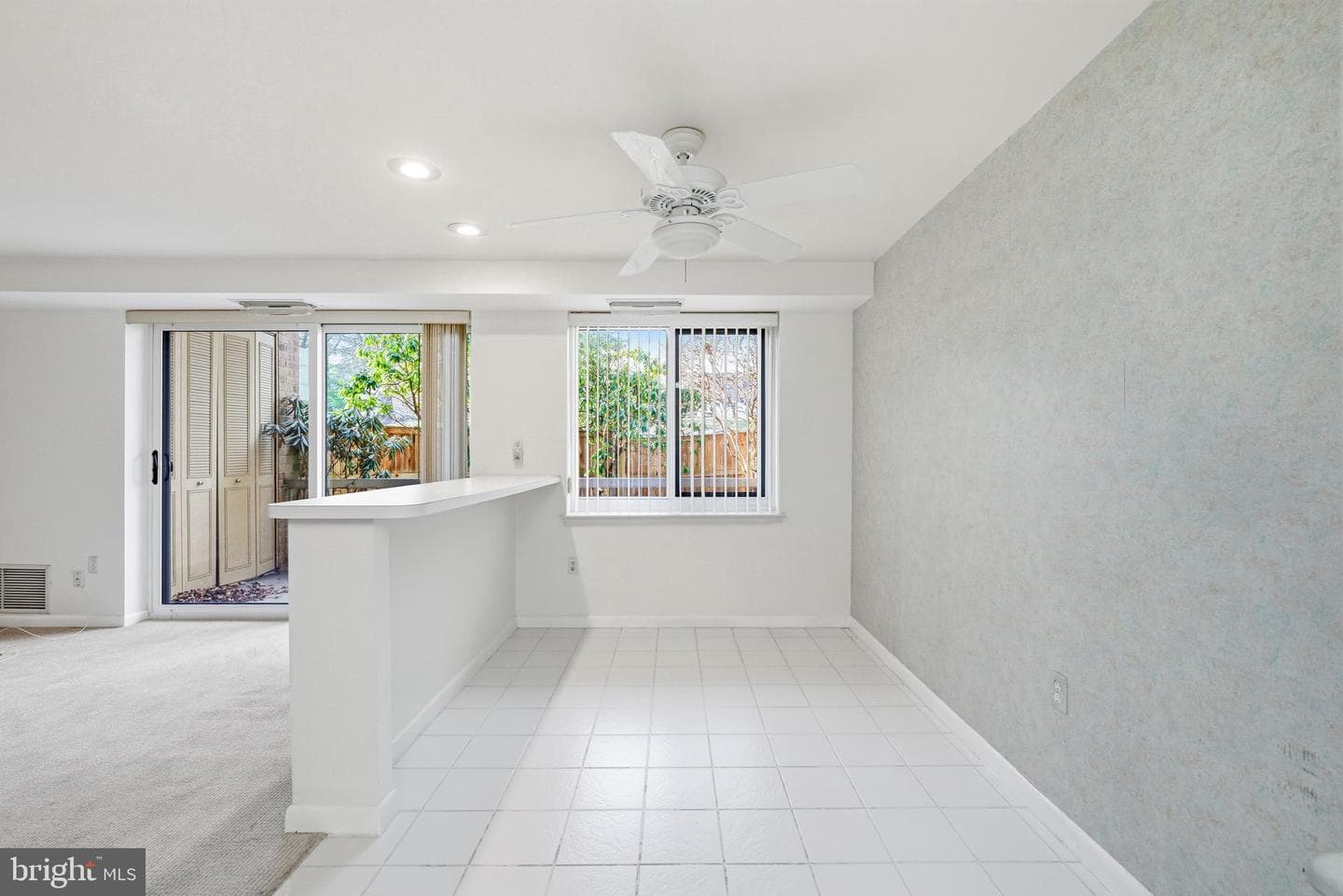 1637 Oakwood Drive #s115 photo 9