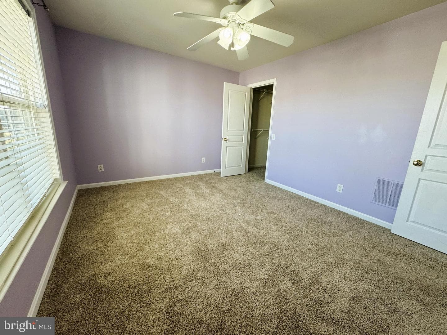 69 S Calder Way photo 28