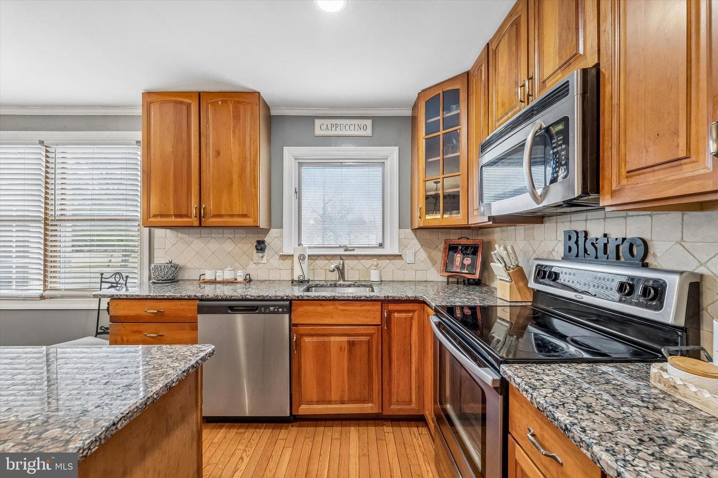 3216 Hayes Road photo 4