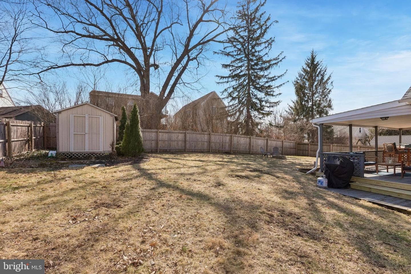 747 Tennis Avenue photo 23