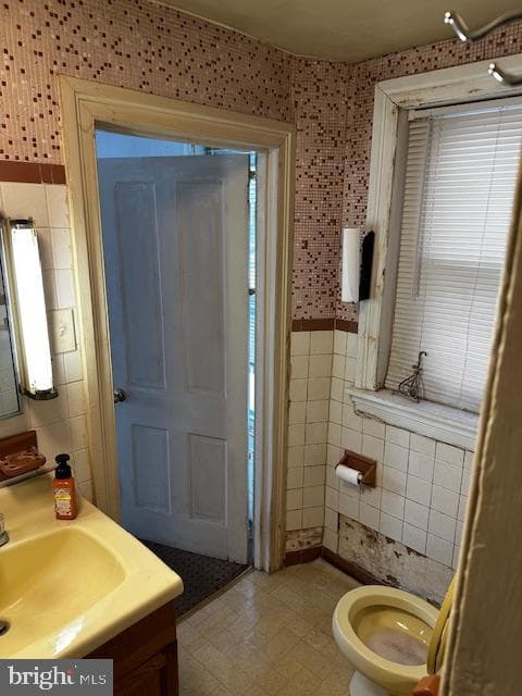 335 Chestnut Street photo 11
