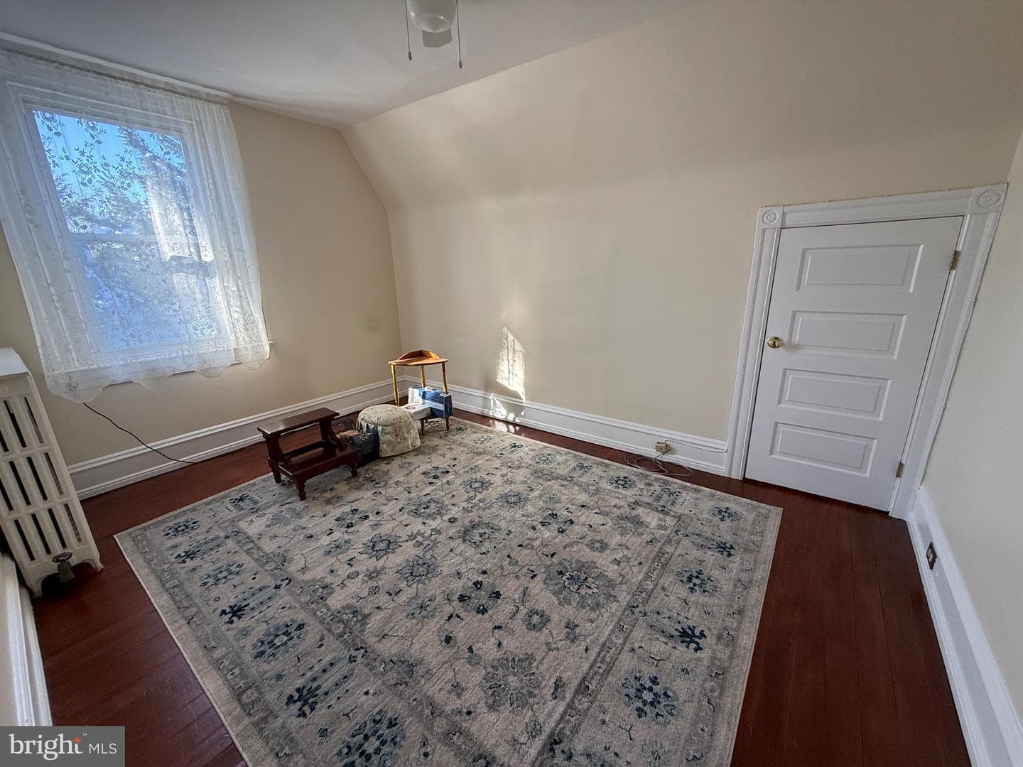 221 Summit Avenue photo 34