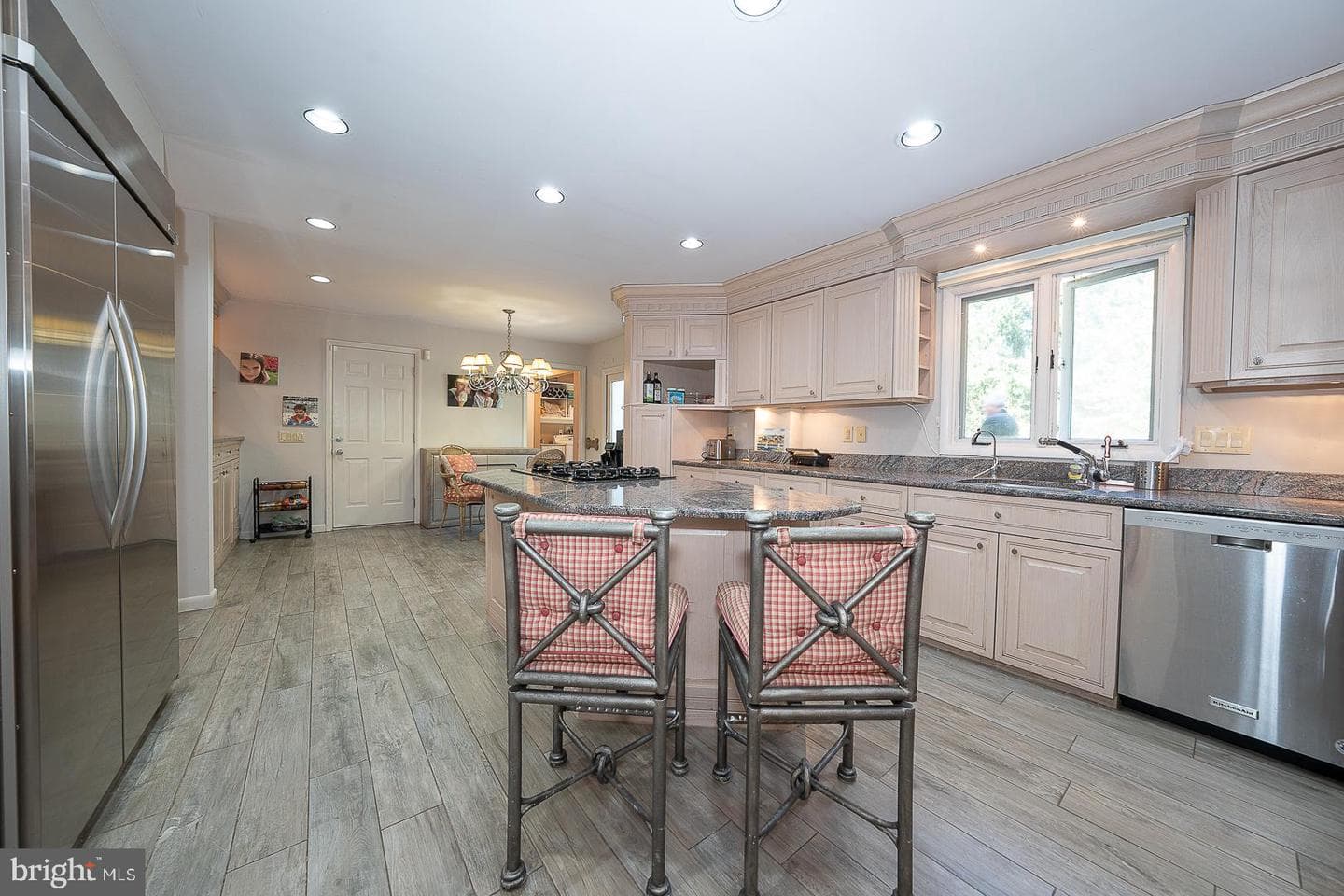 1288 Bobarn Drive photo 11