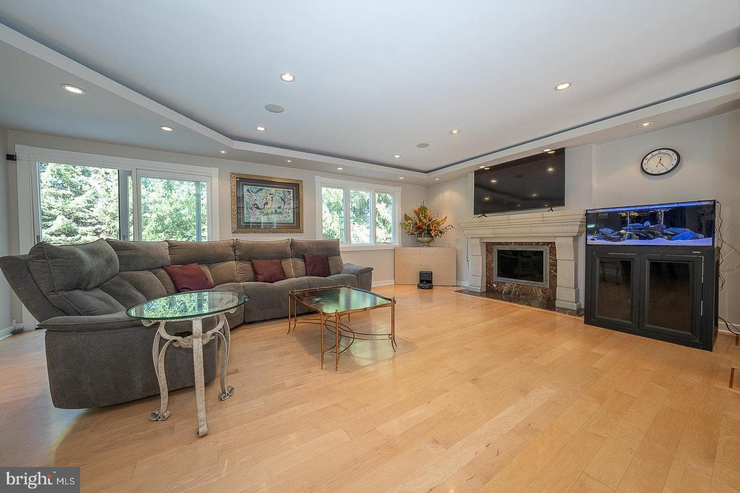 1288 Bobarn Drive photo 6