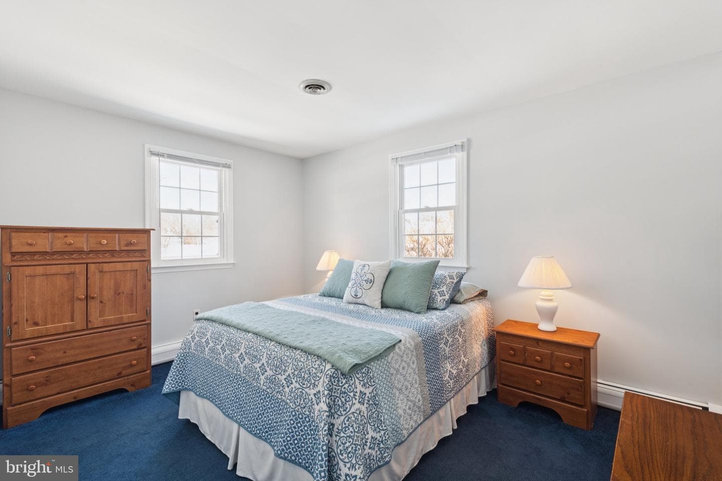 404 Enfield Road photo 23