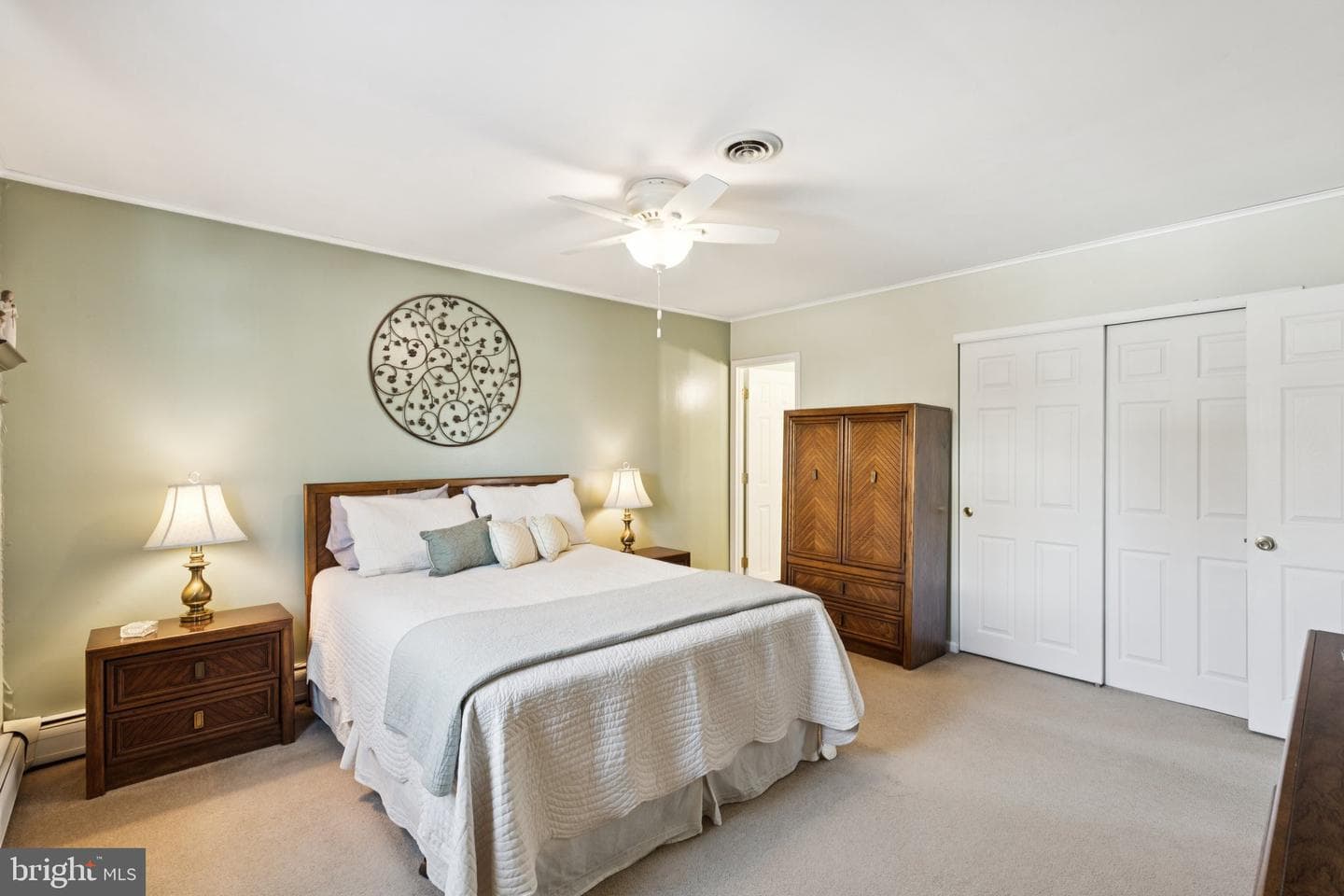 404 Enfield Road photo 26