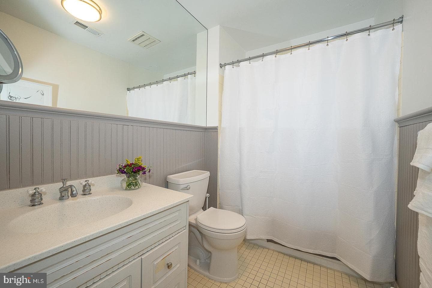 214 Kent Road photo 62