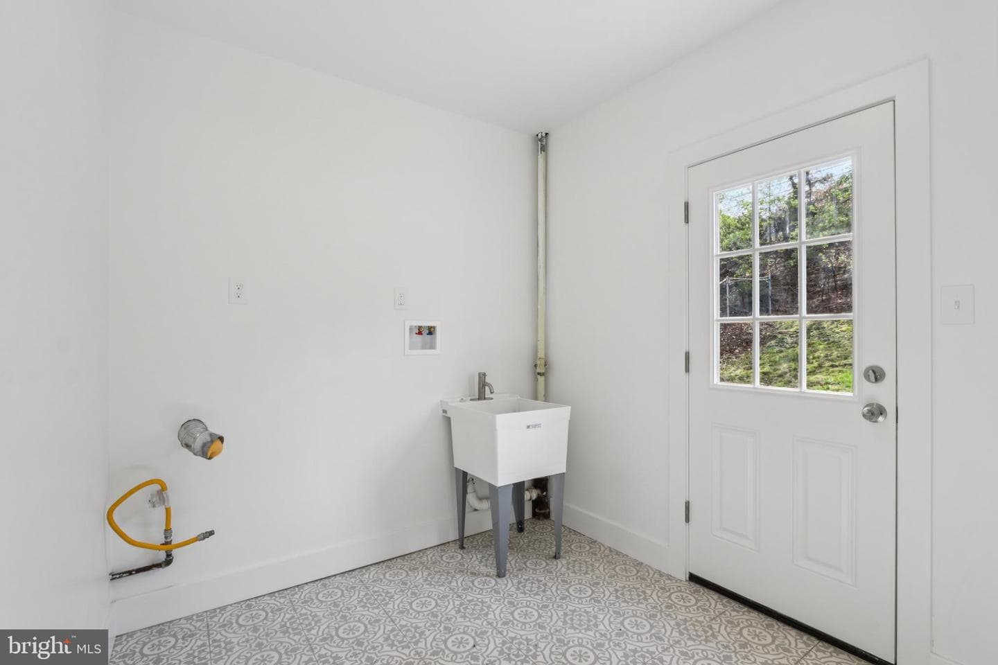 1306 Stotesbury Avenue photo 28