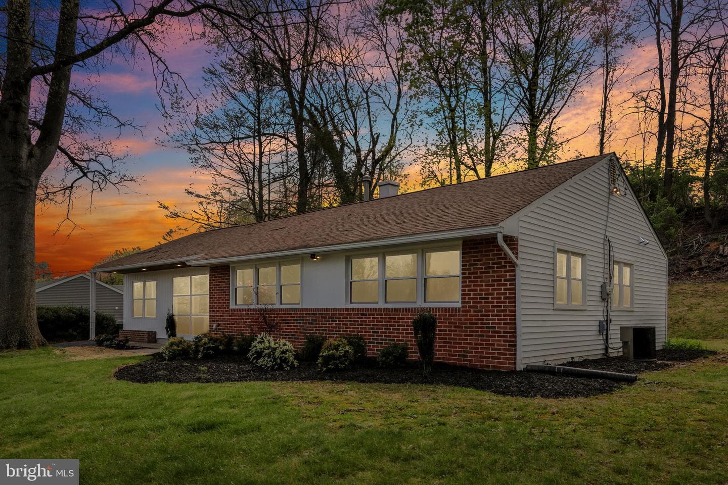 1306 Stotesbury Avenue photo 43