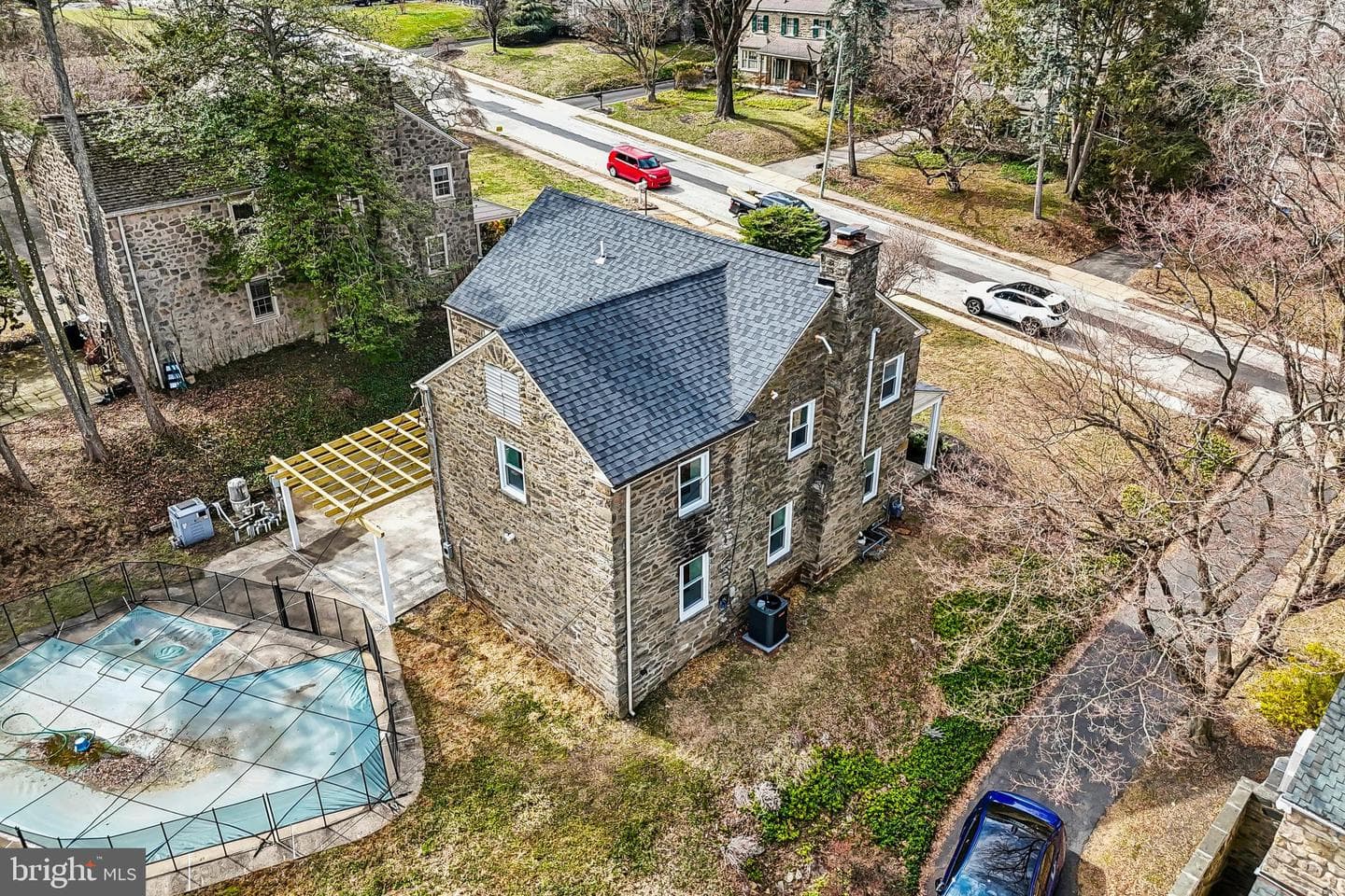 614 Foxcroft Road photo 59