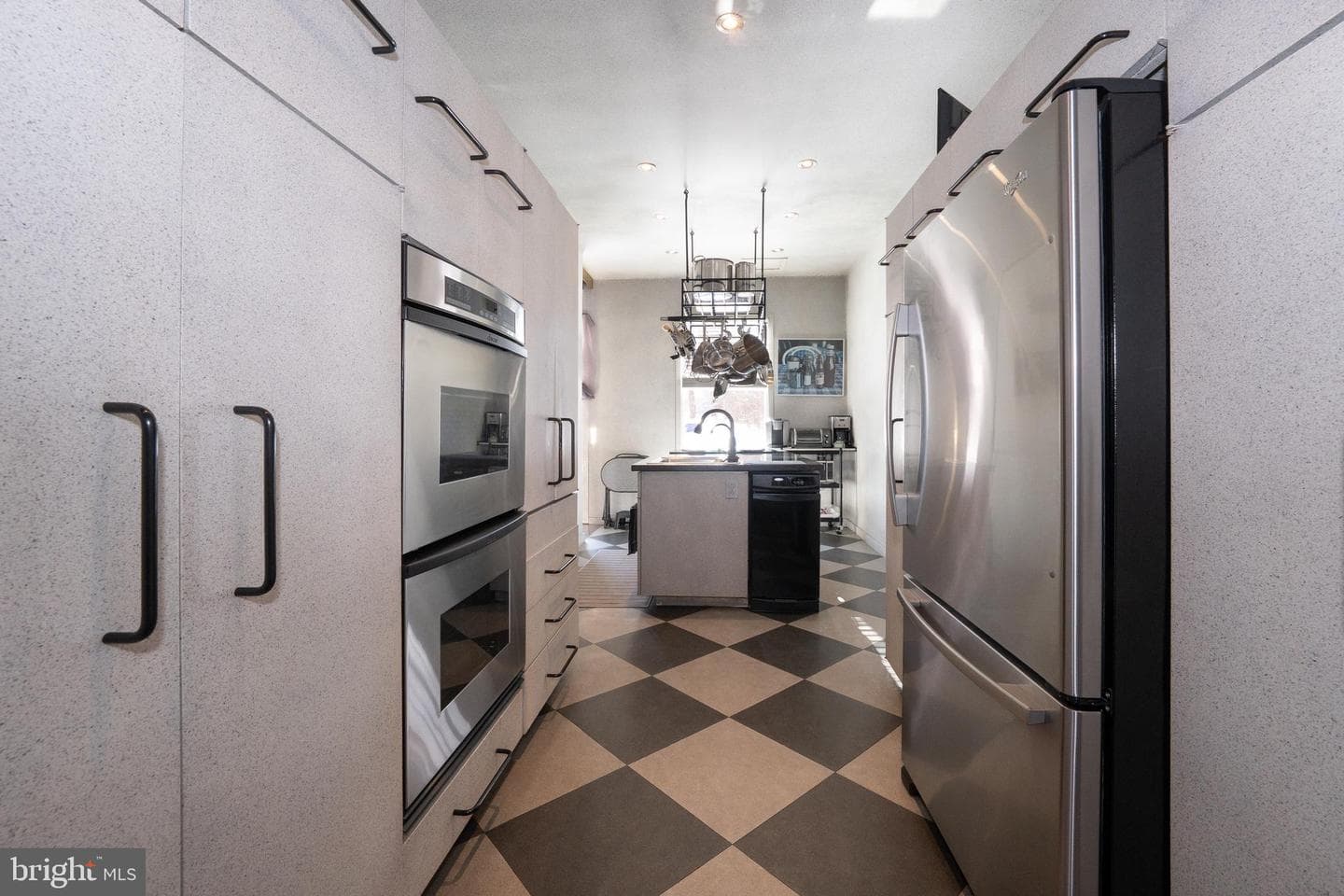 1335 Valley Road photo 10