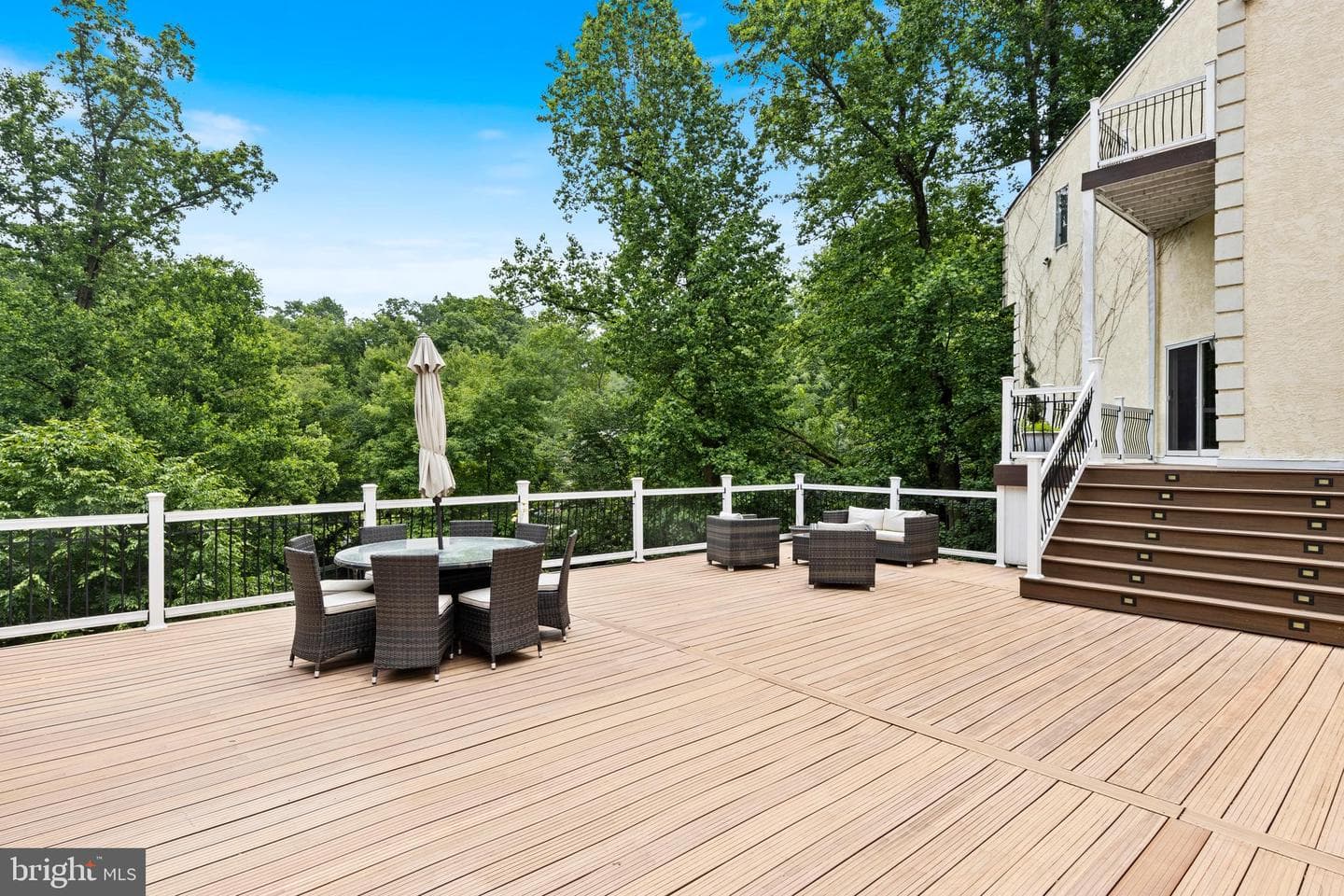 1351 Bobarn Drive photo 4