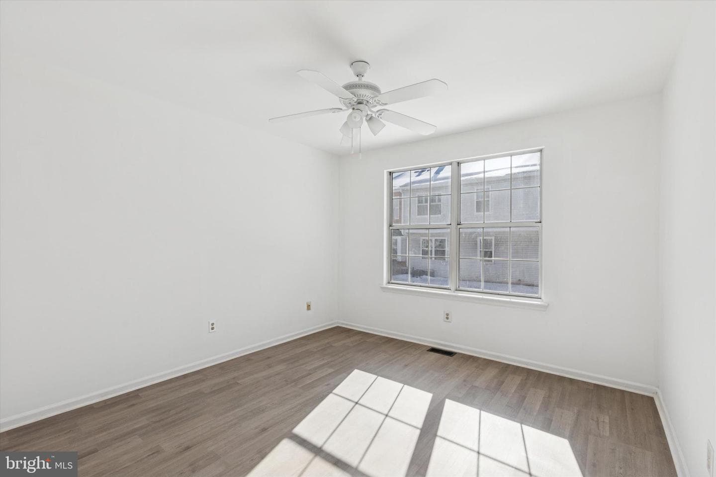 1036 Northridge #86-A photo 10