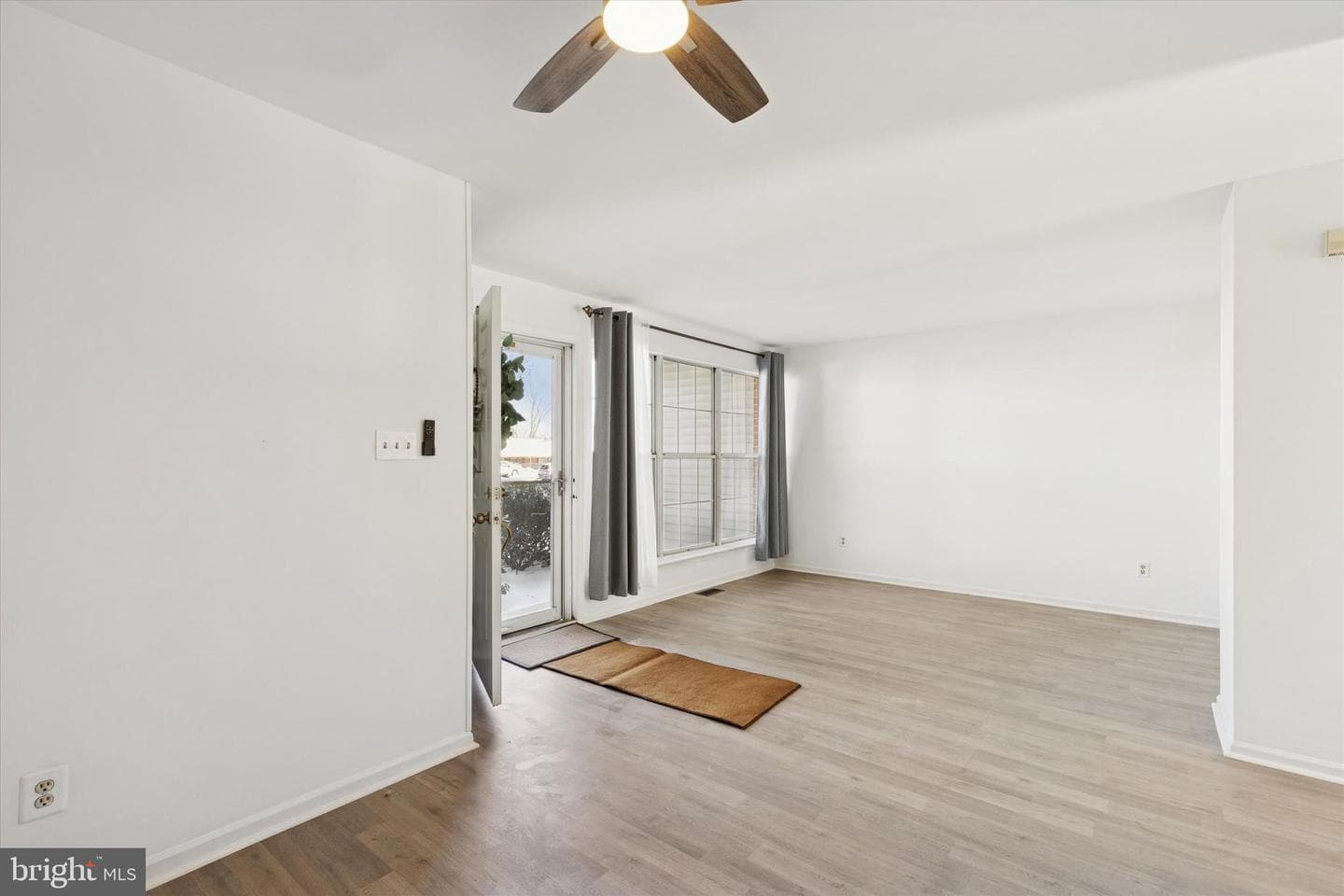 1036 Northridge #86-A photo 5