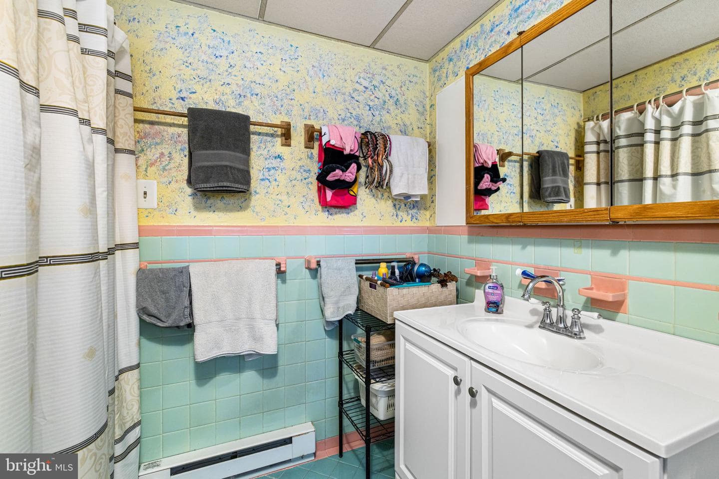 587 Moreland Road photo 34