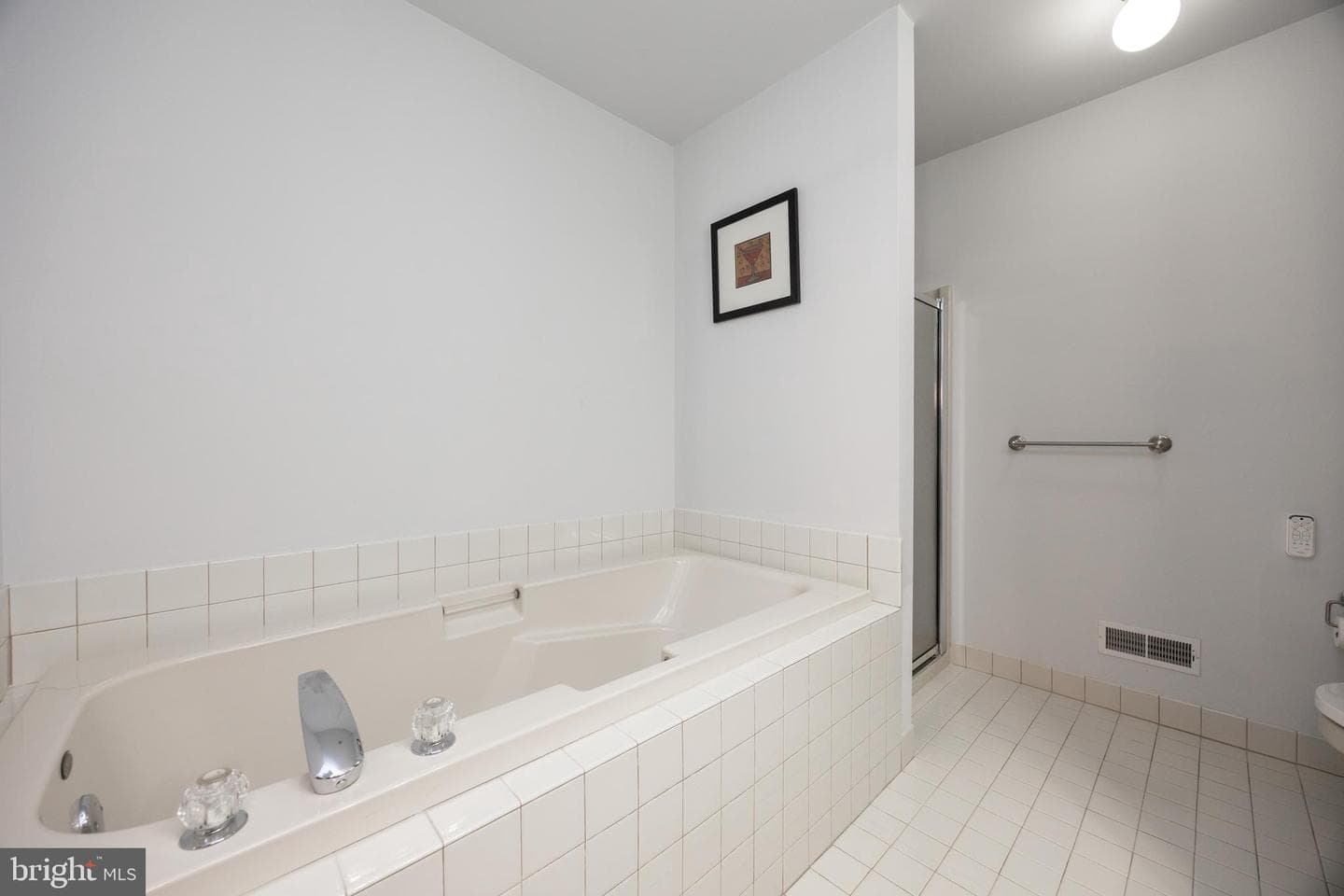 208 Castle Drive photo 30