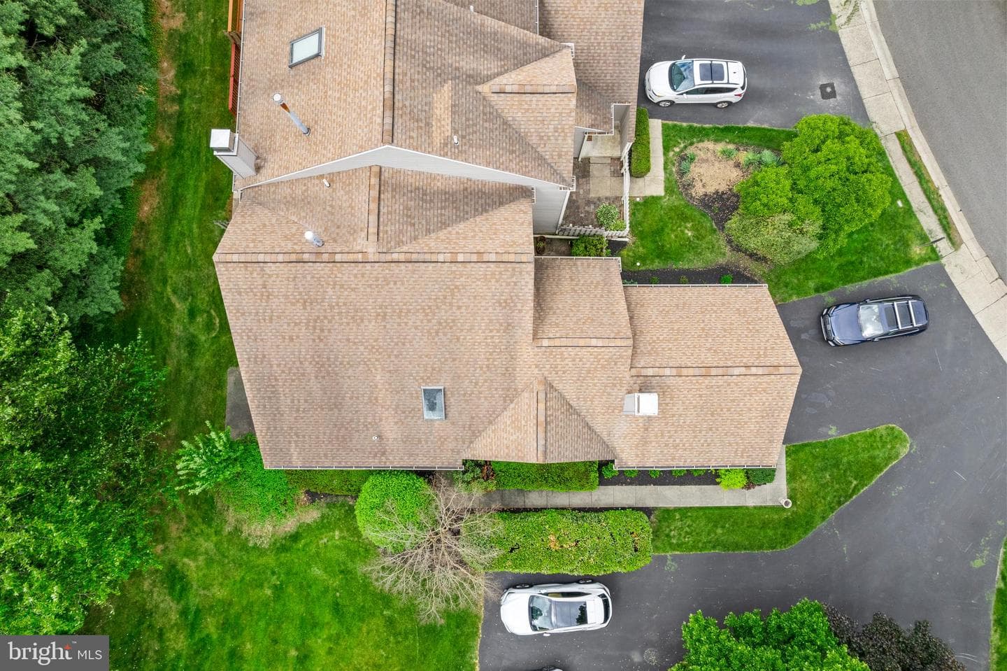 125 Evergreen Court photo 39