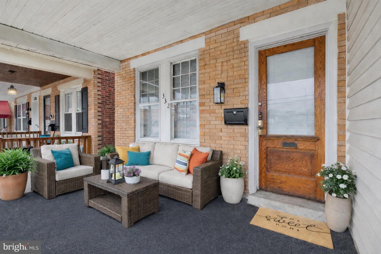 332 James Street photo 2