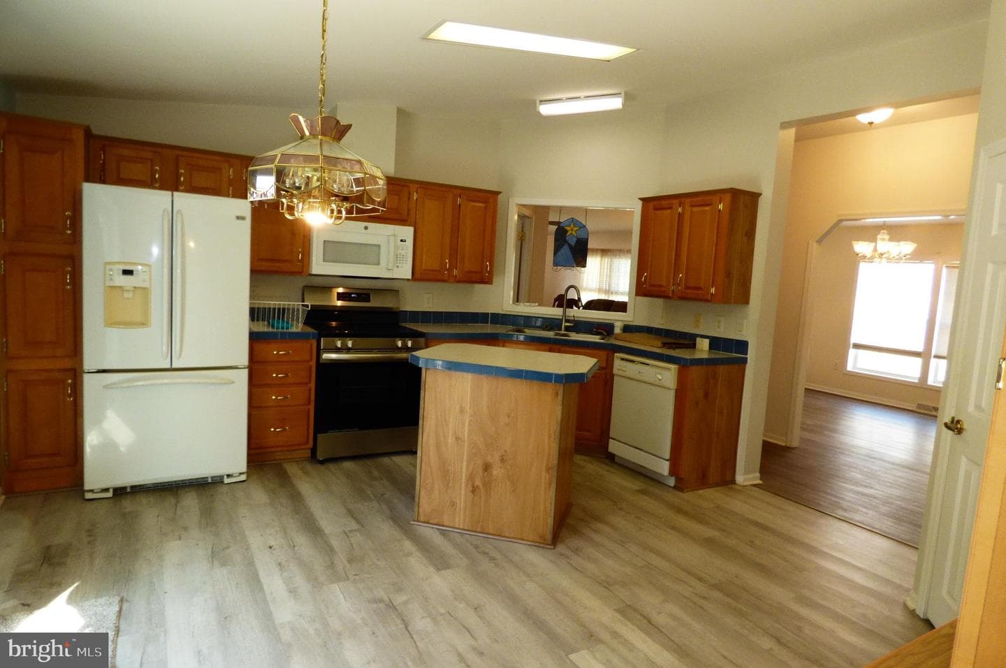 268 Williams Lane photo 8