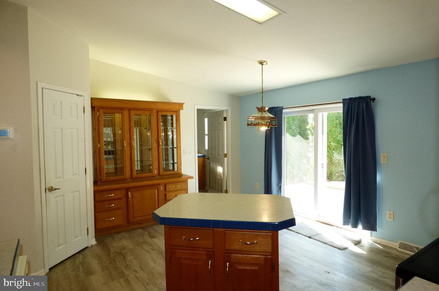 268 Williams Lane photo 9