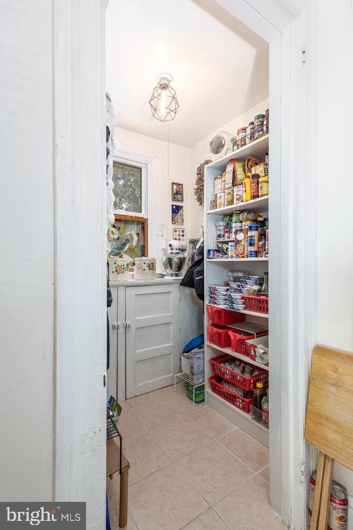 221 S Easton Road photo 23