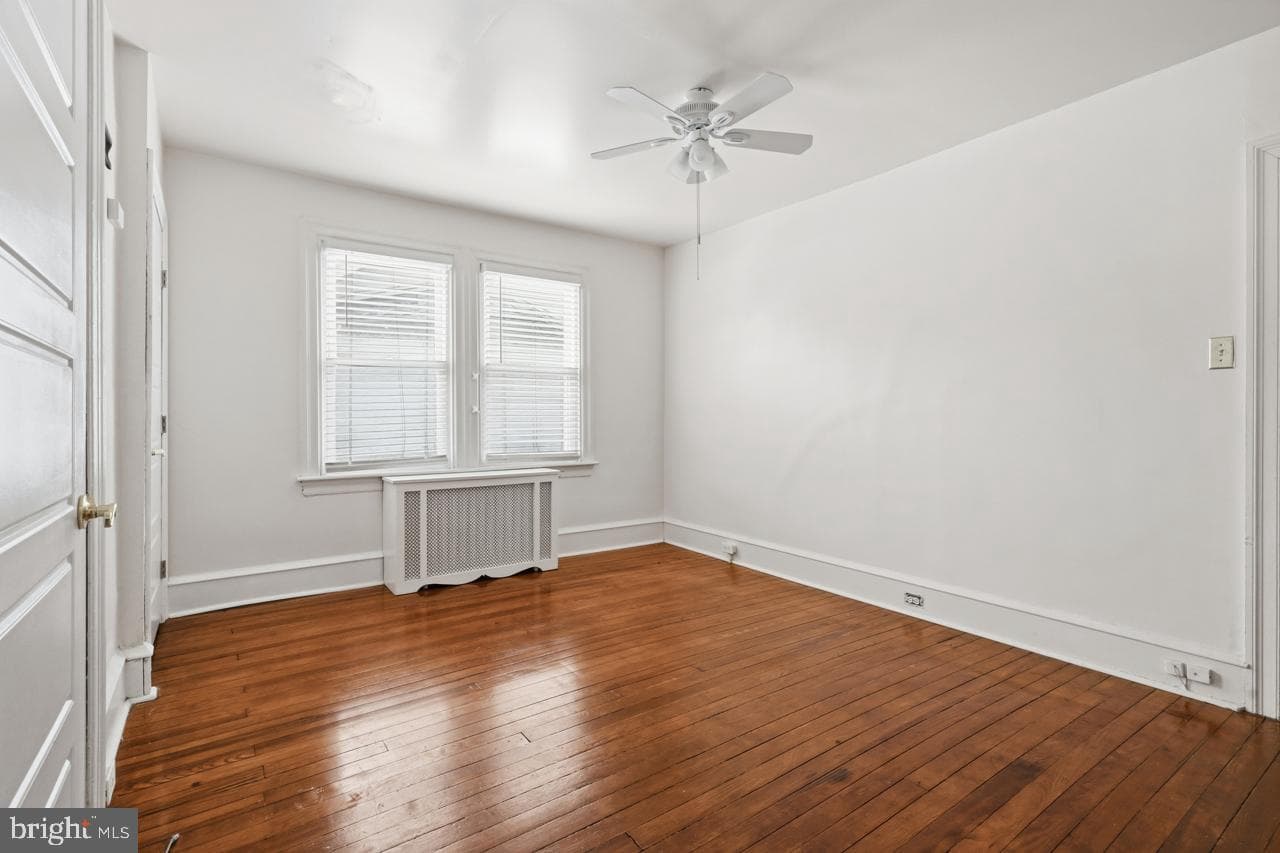 221 S Easton Road photo 29