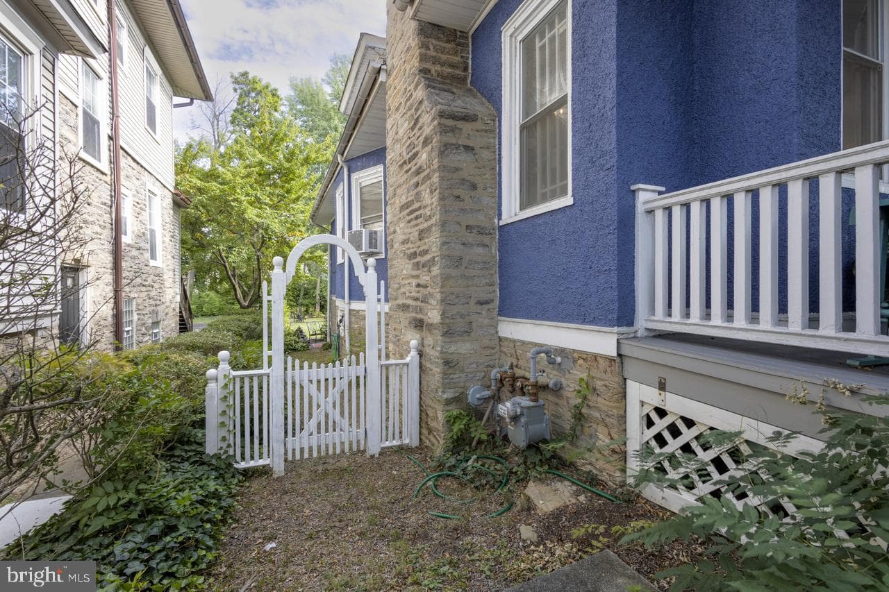 221 S Easton Road photo 44