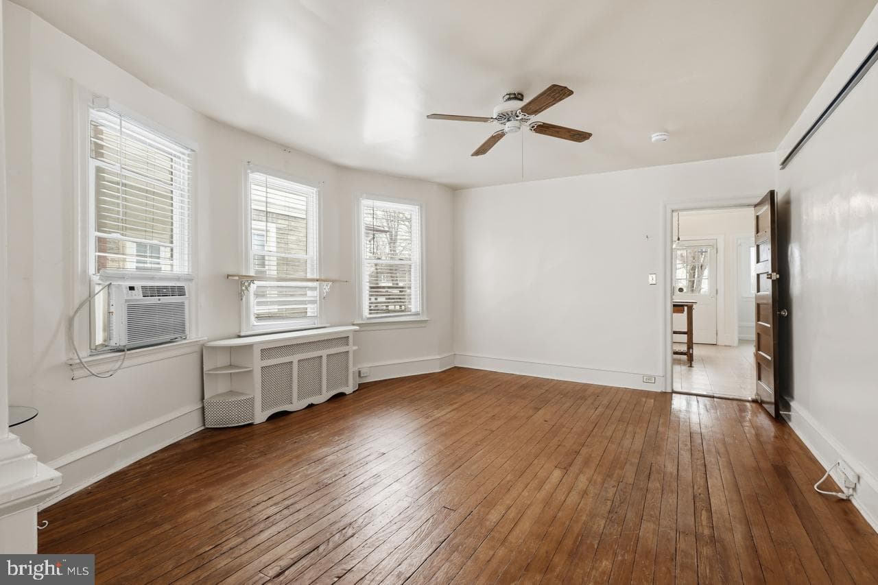 221 S Easton Road photo 6