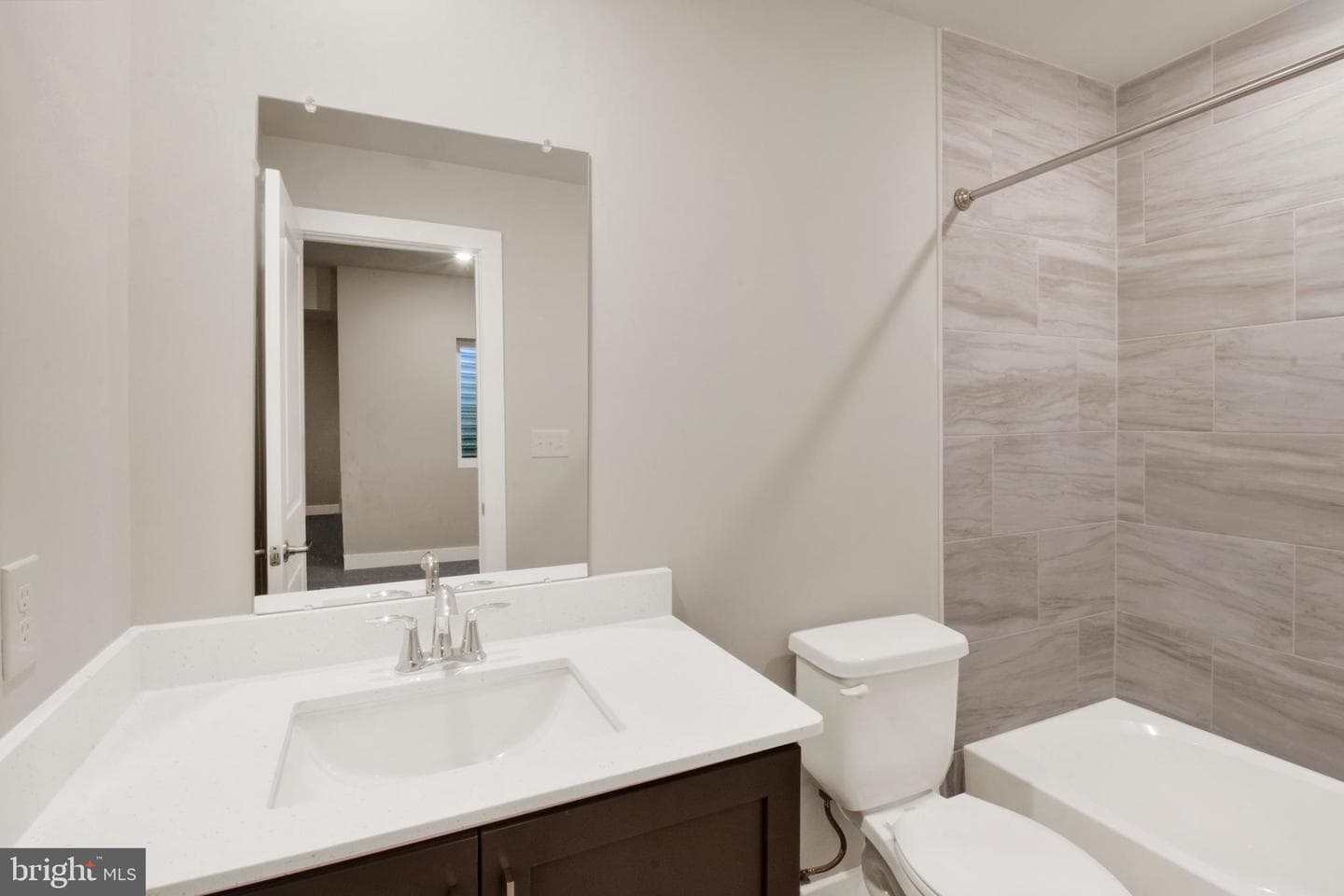 71 Steiner Way photo 13