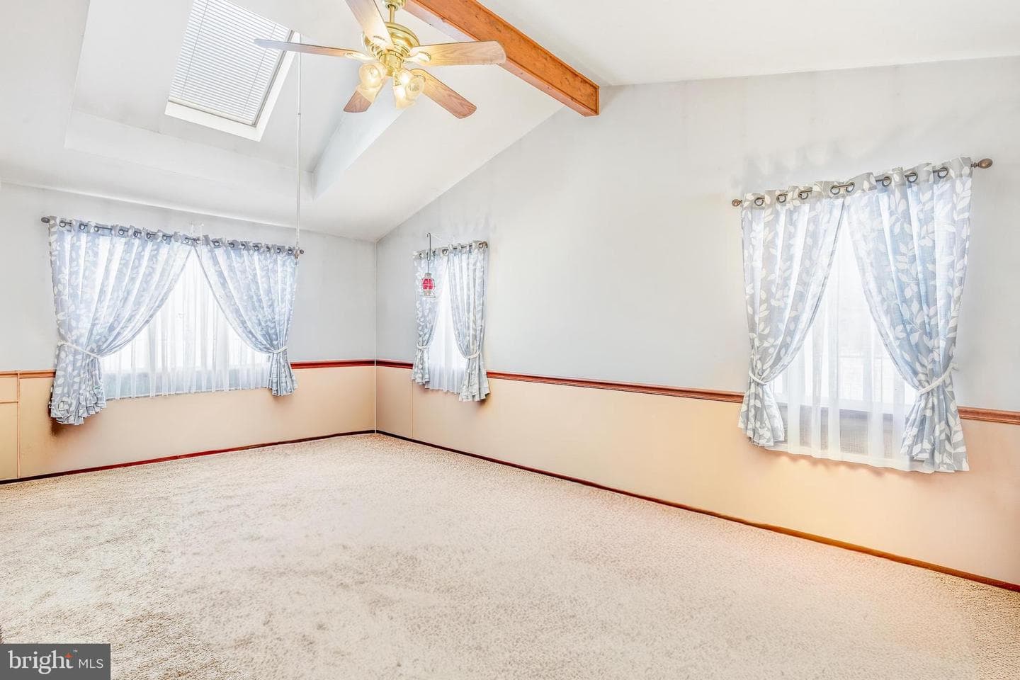 312 Royal Avenue photo 6