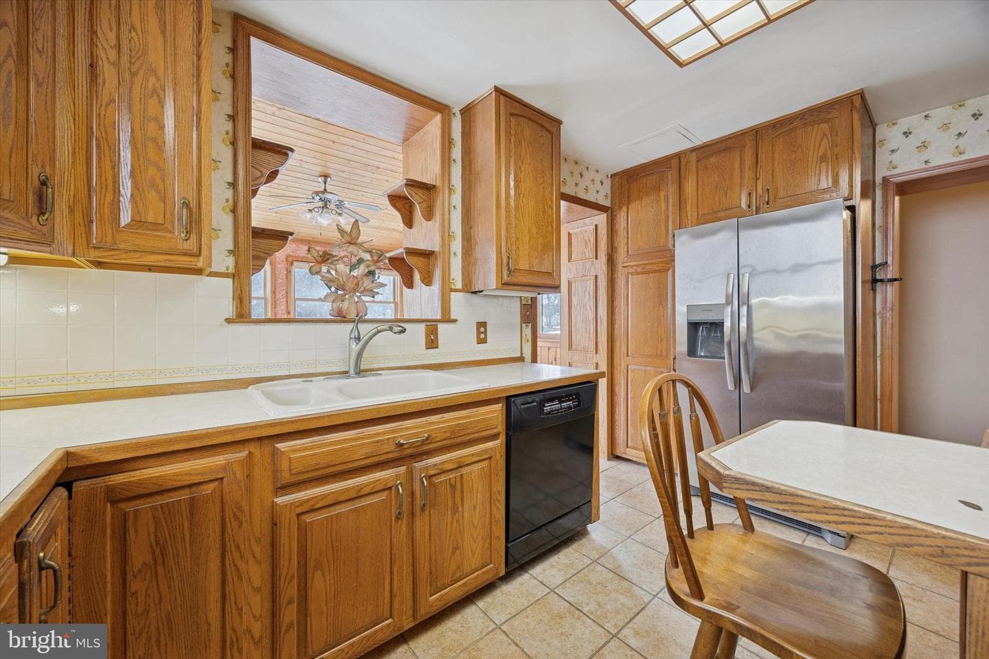4052 Center Avenue photo 10