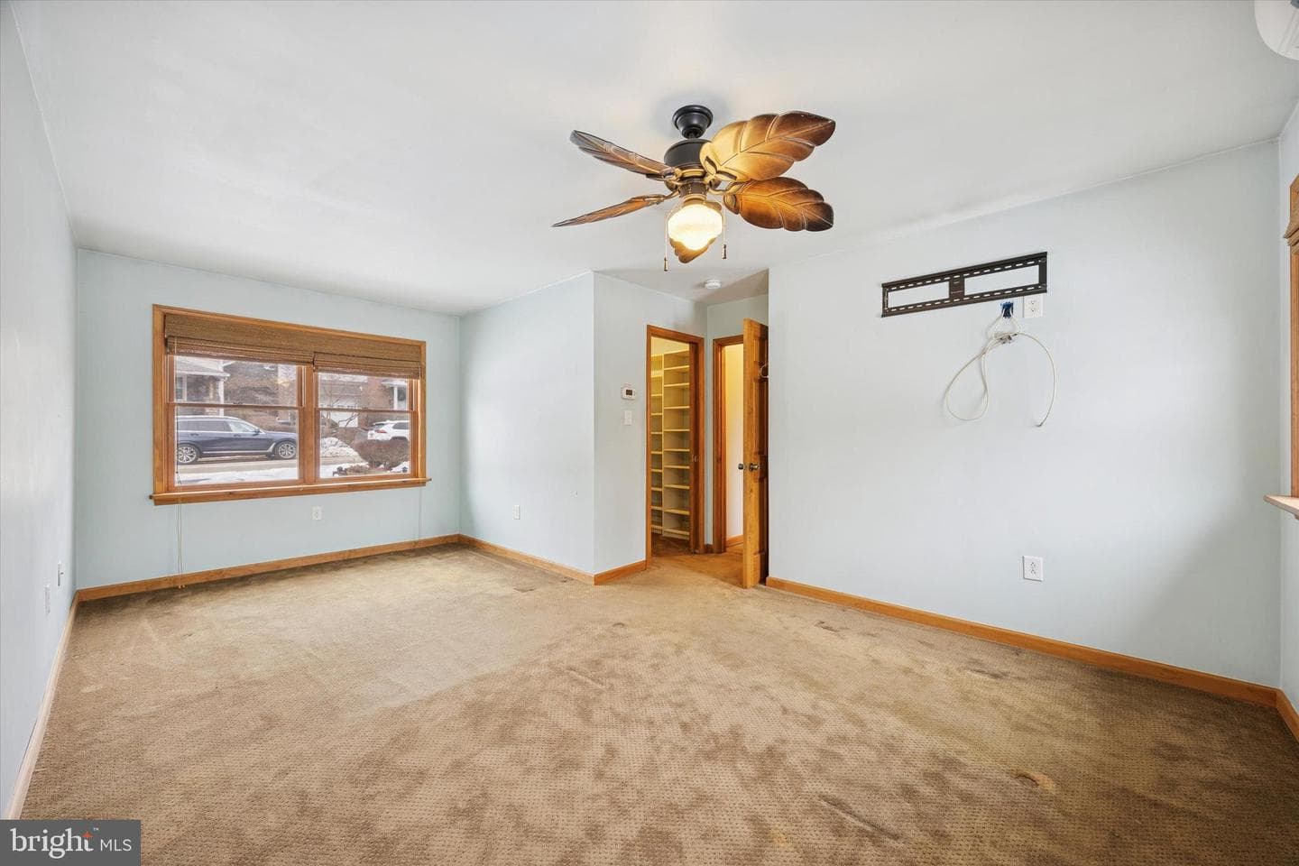 4052 Center Avenue photo 13